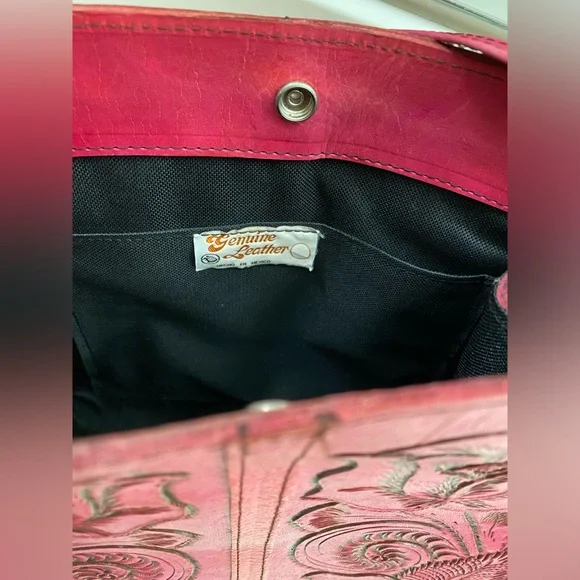 Authentic leather pink purse - Picture 4 of 15